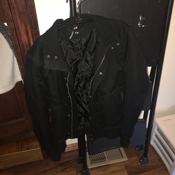 H+M Jacket - Picture 3 of 5